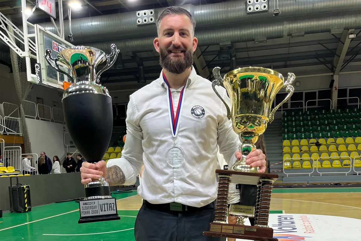 Matthias Haufer verí, že náš najlepší basketbal ešte len príde: Trofej patrí najmä fanúšikom 6 Gareth Murray pohar20260308123831