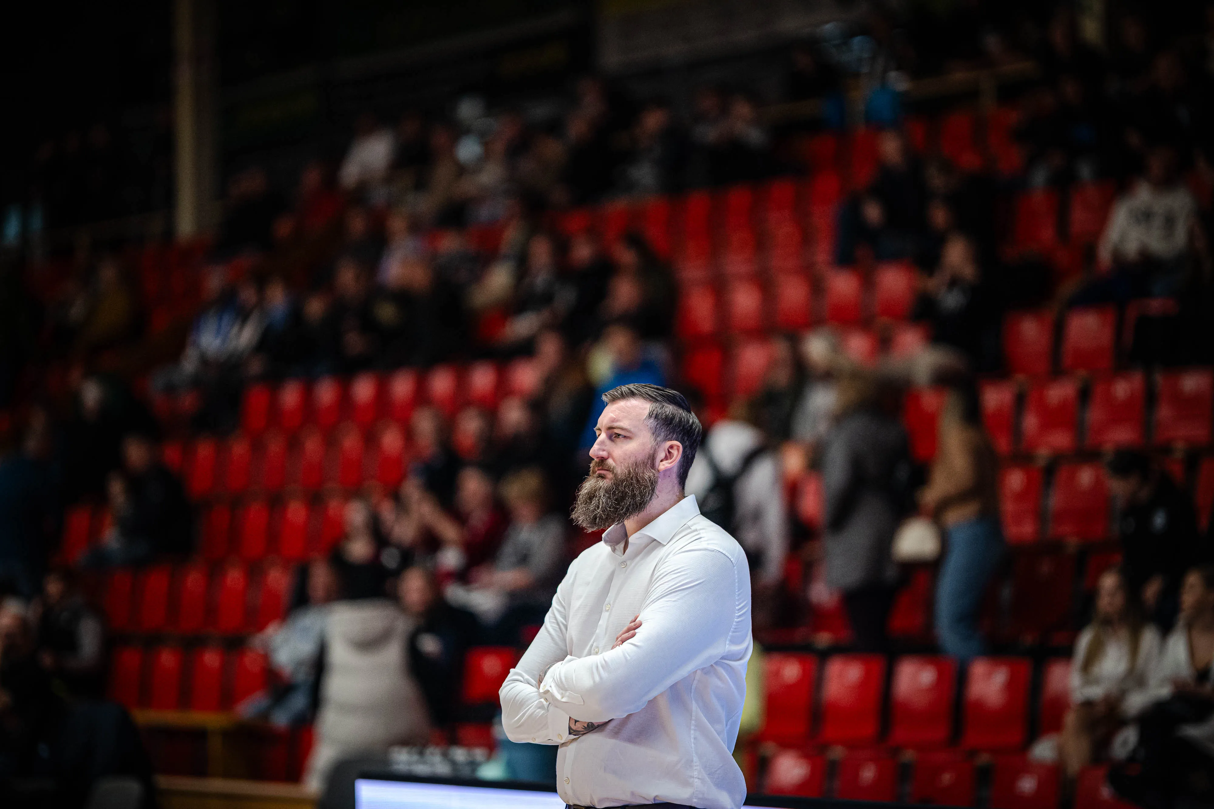 Doma je ikonou, dnes vedie Prievidzu. Ako vníma škótsky kouč Murray život na Slovensku? (2. diel) 13 Gareth Murray hala PD20250703084635