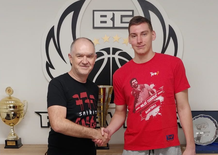 Samuel Kincel bude aj naďalej obliekať prievidzský dres