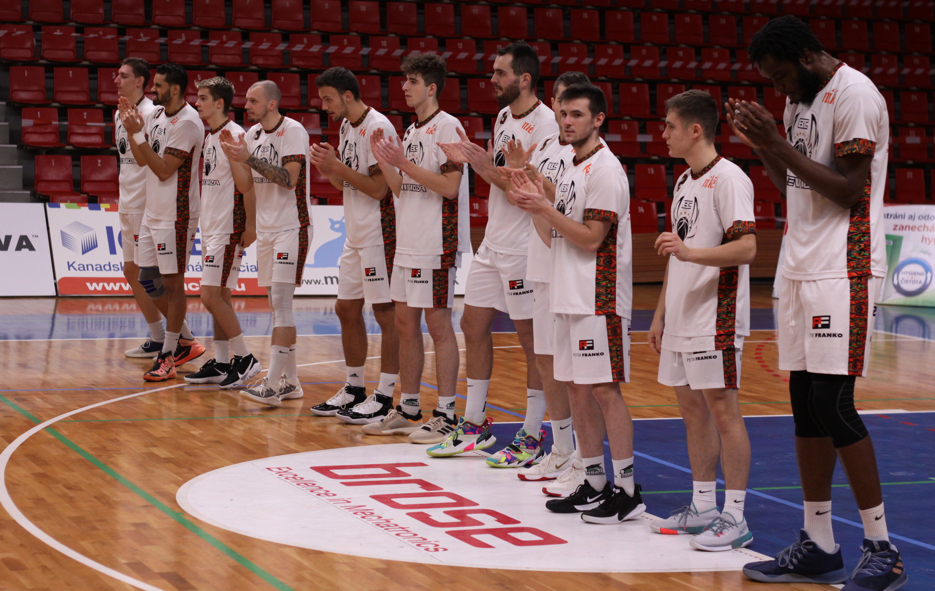 Hráčov BC Prievidza čaká karanténa, zápasy sa odkladajú