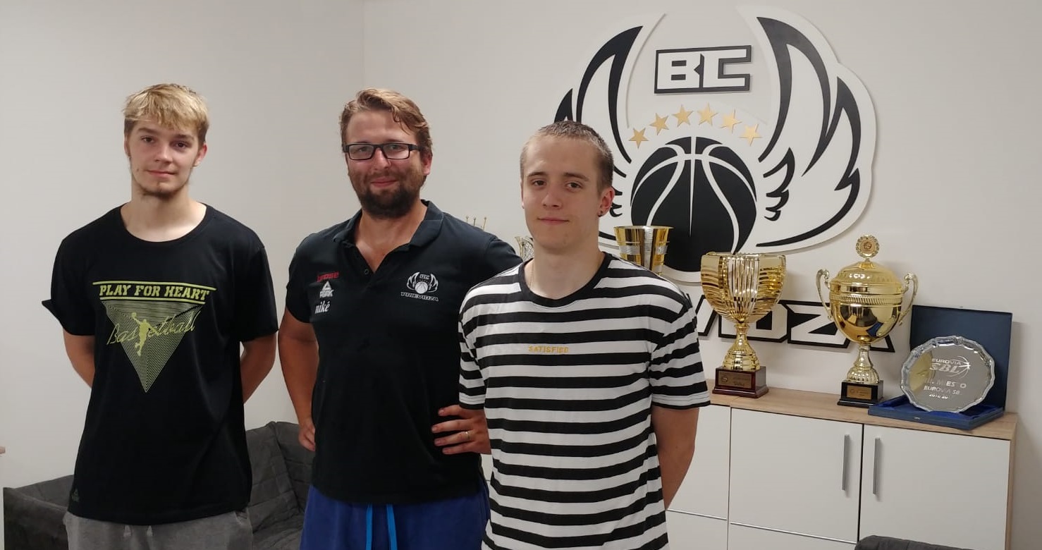 Patrik Lukáč a Maxim Matuška s prvými profesionálnymi zmluvami