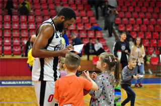 BC Prievidza – Iskra Svit 95:76 (foto: Barbora Bařinová)