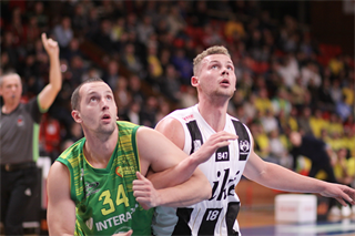 BC Prievidza – Patrioti Levice 105:81 (foto: Ladislav Szibilla)