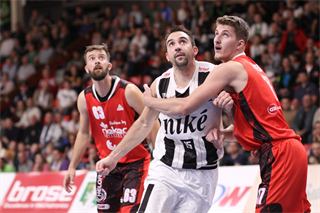 BC Prievidza – MBK Rieker COM-Therm Komárno 101:73  (foto: Ladislav Szibilla)