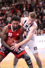 BC Prievidza – MBK Rieker COM-Therm Komárno 101:73  (foto: Ladislav Szibilla)