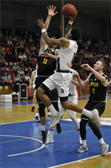 BC Prievidza – Inter Bratislava 49:56* (foto: Barbora Bařinová)