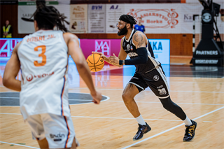 29. kolo TIPOS SBL: BC Prievidza - BKM Mimel Lučenec 83:90 (Vladimír Králik)
