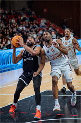 29. kolo TIPOS SBL: BC Prievidza - BKM Mimel Lučenec 83:90 (Vladimír Králik)