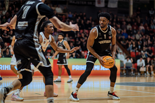 29. kolo TIPOS SBL: BC Prievidza - BKM Mimel Lučenec 83:90 (Vladimír Králik)