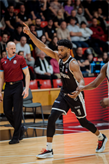 29. kolo TIPOS SBL: BC Prievidza - BKM Mimel Lučenec 83:90 (Vladimír Králik)