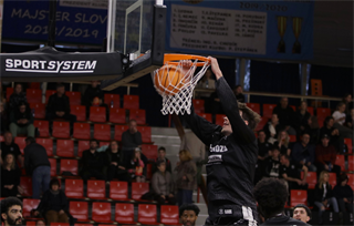 31. kolo TIPOS SBL: BC Prievidza : Spišskí Rytieri 110:77 (Ladislav Szibilla)