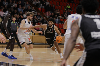 31. kolo TIPOS SBL: BC Prievidza : Spišskí Rytieri 110:77 (Ladislav Szibilla)