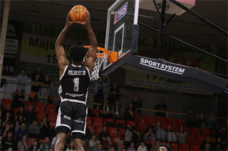 31. kolo TIPOS SBL: BC Prievidza : Spišskí Rytieri 110:77 (Ladislav Szibilla)