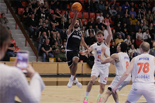 31. kolo TIPOS SBL: BC Prievidza : Spišskí Rytieri 110:77 (Ladislav Szibilla)