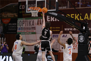 31. kolo TIPOS SBL: BC Prievidza : Spišskí Rytieri 110:77 (Ladislav Szibilla)