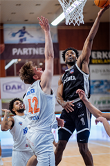 31. kolo TIPOS SBL: BC Prievidza - Spišskí Rytieri 110:77 (Vladimír Králik)