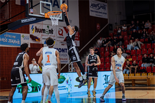 31. kolo TIPOS SBL: BC Prievidza - Spišskí Rytieri 110:77 (Vladimír Králik)