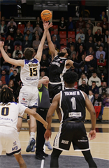 33. kolo TIPOS SBL: BC Prievidza : Iskra Svit 104:72 (Ladislav Szibilla)
