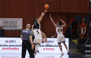 33. kolo TIPOS SBL: BC Prievidza : Iskra Svit 104:72 (Ladislav Szibilla)