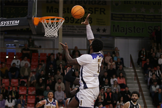 33. kolo TIPOS SBL: BC Prievidza : Iskra Svit 104:72 (Ladislav Szibilla)