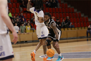 33. kolo TIPOS SBL: BC Prievidza : Iskra Svit 104:72 (Ladislav Szibilla)