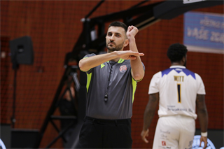 33. kolo TIPOS SBL: BC Prievidza : Iskra Svit 104:72 (Ladislav Szibilla)