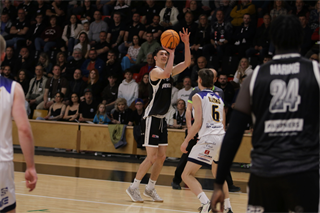 33. kolo TIPOS SBL: BC Prievidza : Iskra Svit 104:72 (Ladislav Szibilla)