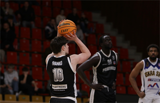 33. kolo TIPOS SBL: BC Prievidza : Iskra Svit 104:72 (Ladislav Szibilla)
