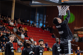 33. kolo TIPOS SBL: BC Prievidza - Iskra Svit 104:72 (Vladimír Králik)