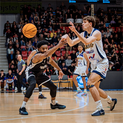 33. kolo TIPOS SBL: BC Prievidza - Iskra Svit 104:72 (Vladimír Králik)