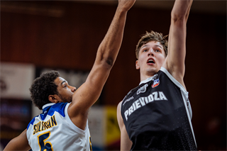 33. kolo TIPOS SBL: BC Prievidza - Iskra Svit 104:72 (Vladimír Králik)