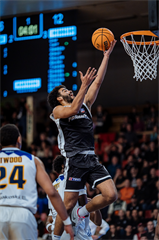 33. kolo TIPOS SBL: BC Prievidza - Iskra Svit 104:72 (Vladimír Králik)