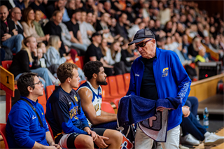 33. kolo TIPOS SBL: BC Prievidza - Iskra Svit 104:72 (Vladimír Králik)