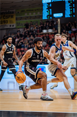 33. kolo TIPOS SBL: BC Prievidza - Iskra Svit 104:72 (Vladimír Králik)