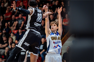 33. kolo TIPOS SBL: BC Prievidza - Iskra Svit 104:72 (Vladimír Králik)
