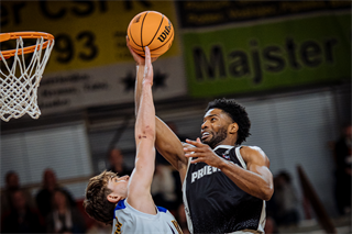 33. kolo TIPOS SBL: BC Prievidza - Iskra Svit 104:72 (Vladimír Králik)