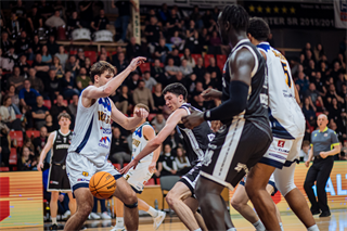 33. kolo TIPOS SBL: BC Prievidza - Iskra Svit 104:72 (Vladimír Králik)