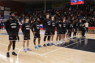 35. kolo TIPOS SBL: BC Prievidza : BC Slovan Bratislava 70:81 (Ladislav Szibilla)