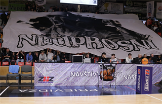 35. kolo TIPOS SBL: BC Prievidza : BC Slovan Bratislava 70:81 (Ladislav Szibilla)