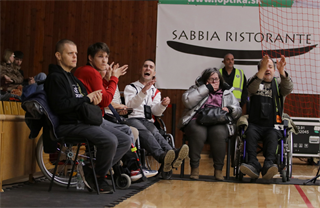 35. kolo TIPOS SBL: BC Prievidza : BC Slovan Bratislava 70:81 (Ladislav Szibilla)