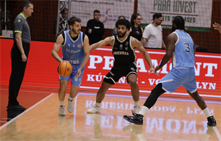 35. kolo TIPOS SBL: BC Prievidza : BC Slovan Bratislava 70:81 (Ladislav Szibilla)
