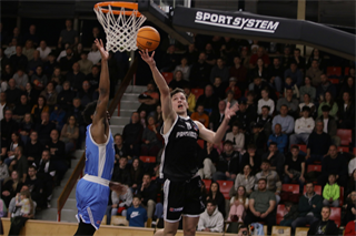 35. kolo TIPOS SBL: BC Prievidza : BC Slovan Bratislava 70:81 (Ladislav Szibilla)