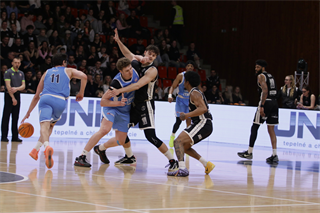 35. kolo TIPOS SBL: BC Prievidza : BC Slovan Bratislava 70:81 (Ladislav Szibilla)