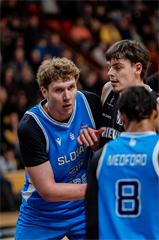 35. kolo TIPOS SBL: BC Prievidza - BC Slovan Bratislava 70:81 (Vladimír Králik)