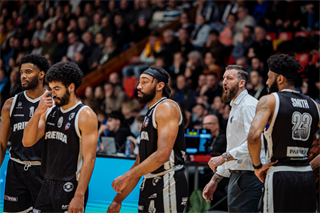 35. kolo TIPOS SBL: BC Prievidza - BC Slovan Bratislava 70:81 (Vladimír Králik)