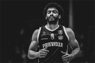 35. kolo TIPOS SBL: BC Prievidza - BC Slovan Bratislava 70:81 (Vladimír Králik)