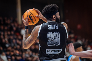 35. kolo TIPOS SBL: BC Prievidza - BC Slovan Bratislava 70:81 (Vladimír Králik)