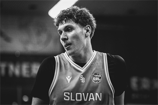 35. kolo TIPOS SBL: BC Prievidza - BC Slovan Bratislava 70:81 (Vladimír Králik)