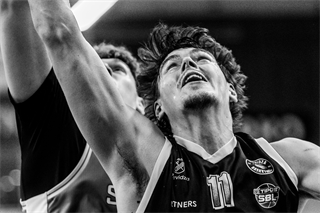35. kolo TIPOS SBL: BC Prievidza - BC Slovan Bratislava 70:81 (Vladimír Králik)