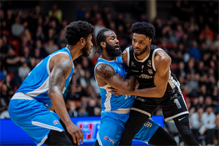 35. kolo TIPOS SBL: BC Prievidza - BC Slovan Bratislava 70:81 (Vladimír Králik)